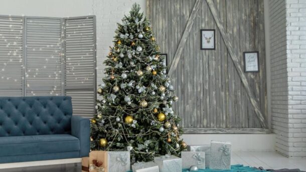 Add Extra Cheer to Your Holiday Celebrations this Year by Sprucing Up the House with Uniquely Shaped Artificial Xmas Trees